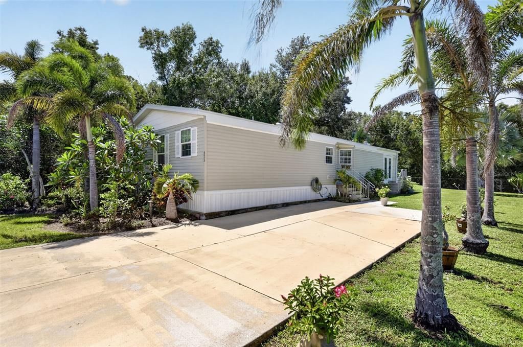 For Sale: $265,000 (2 beds, 2 baths, 1508 Square Feet)