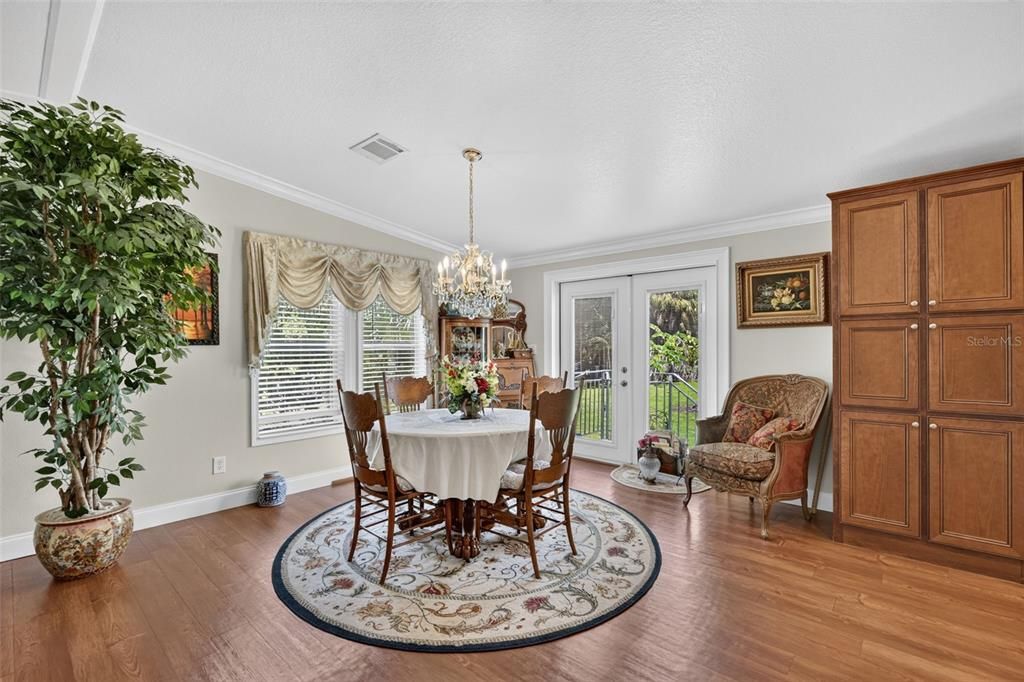 For Sale: $265,000 (2 beds, 2 baths, 1508 Square Feet)