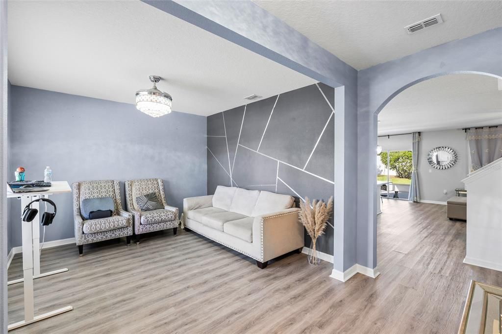 En Venta: $499,000 (5 camas, 3 baños, 2674 Pies cuadrados)