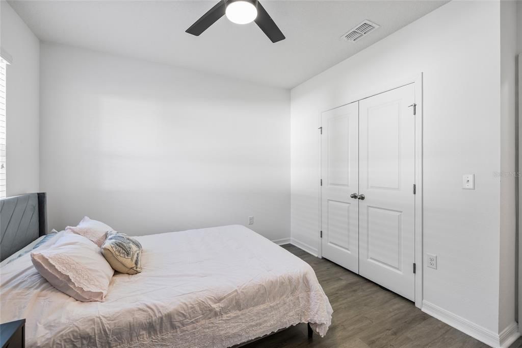 En Venta: $499,000 (5 camas, 3 baños, 2674 Pies cuadrados)