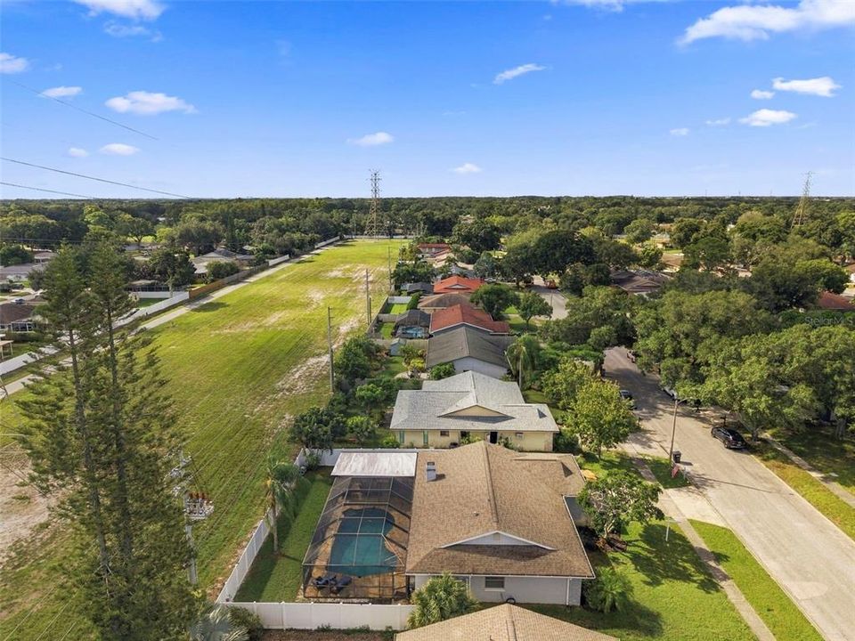 For Sale: $549,900 (3 beds, 2 baths, 1605 Square Feet)