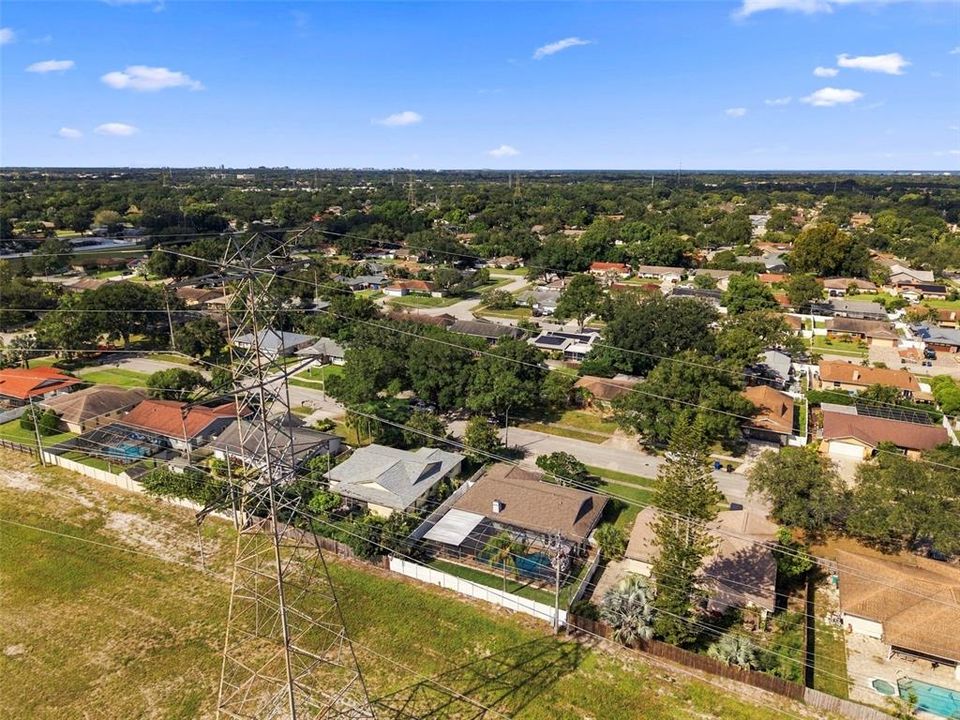 For Sale: $549,900 (3 beds, 2 baths, 1605 Square Feet)