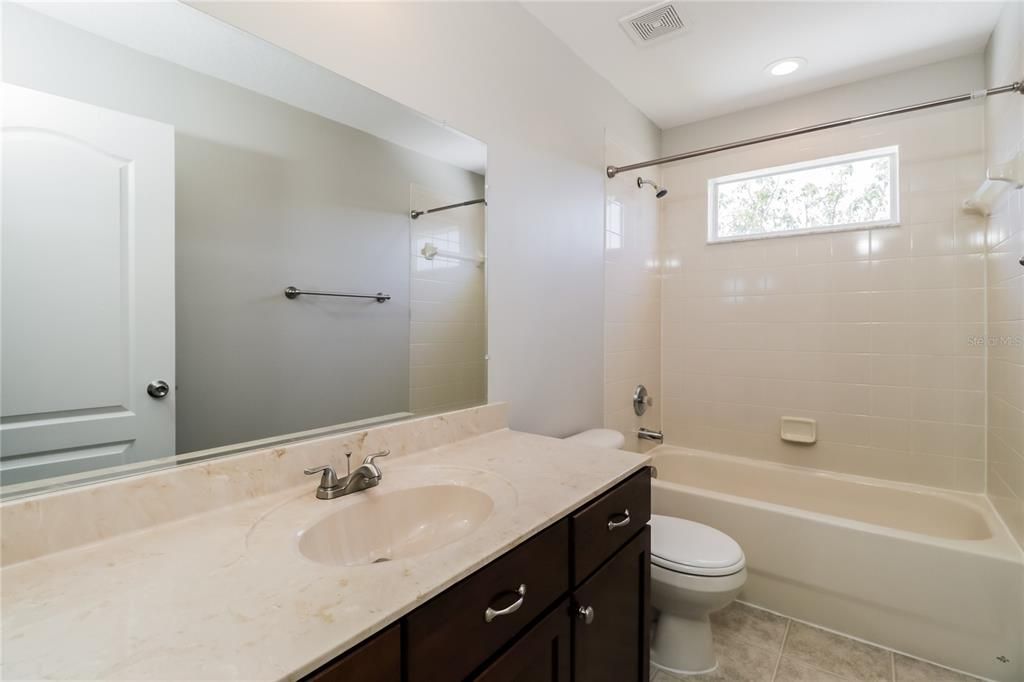 For Sale: $390,000 (4 beds, 2 baths, 2513 Square Feet)