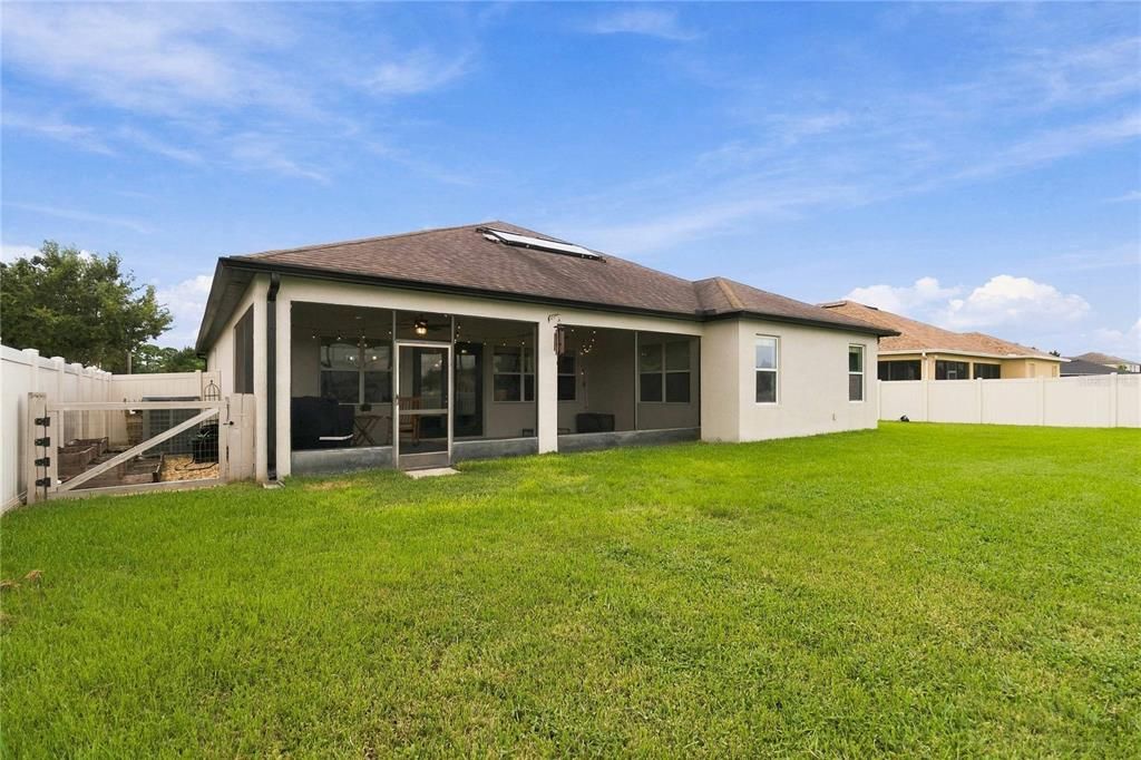 En Venta: $469,900 (3 camas, 2 baños, 2254 Pies cuadrados)