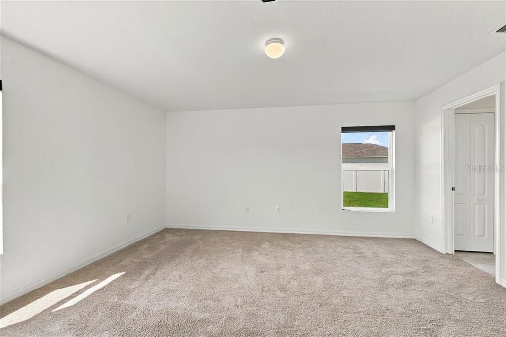 En Venta: $405,000 (3 camas, 2 baños, 1786 Pies cuadrados)