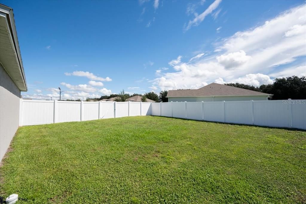 En Venta: $405,000 (3 camas, 2 baños, 1786 Pies cuadrados)