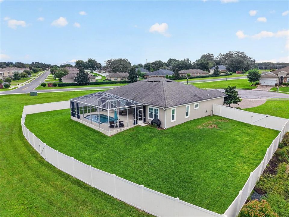 For Sale: $499,500 (3 beds, 3 baths, 2592 Square Feet)