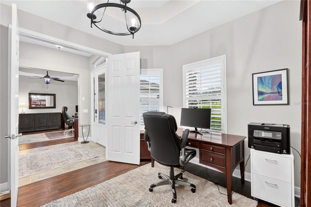 For Sale: $499,500 (3 beds, 3 baths, 2592 Square Feet)