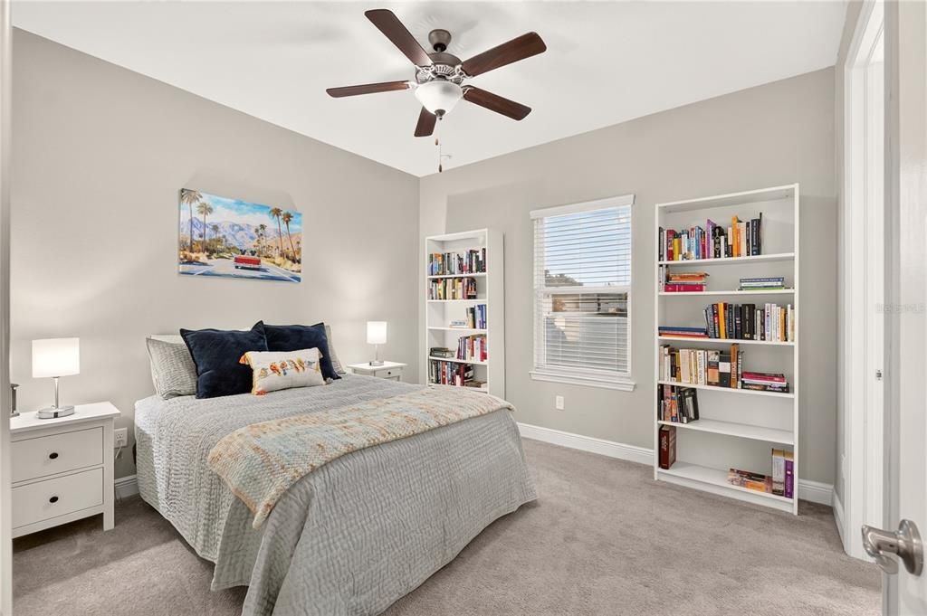 For Sale: $499,500 (3 beds, 3 baths, 2592 Square Feet)