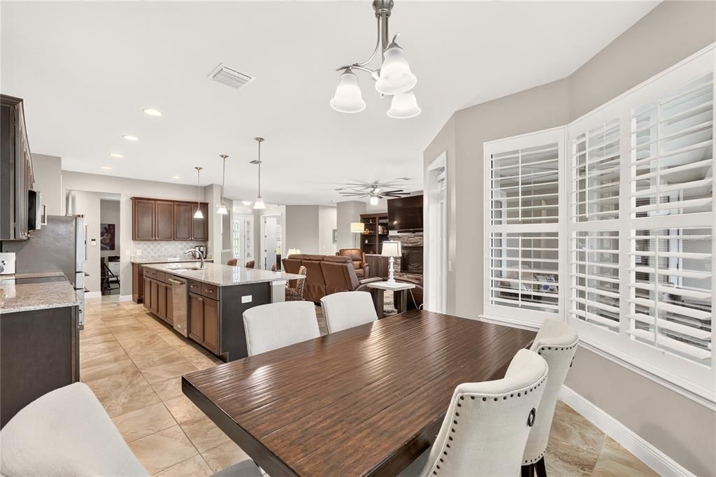 For Sale: $499,500 (3 beds, 3 baths, 2592 Square Feet)
