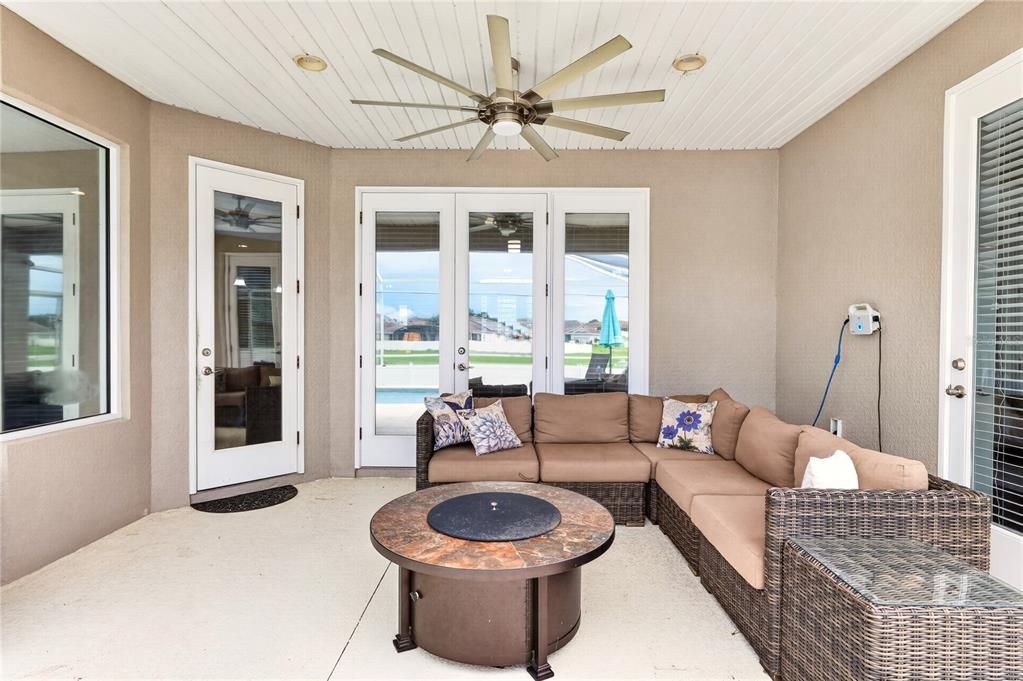 For Sale: $499,500 (3 beds, 3 baths, 2592 Square Feet)
