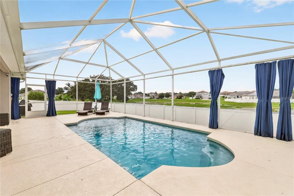 For Sale: $499,500 (3 beds, 3 baths, 2592 Square Feet)