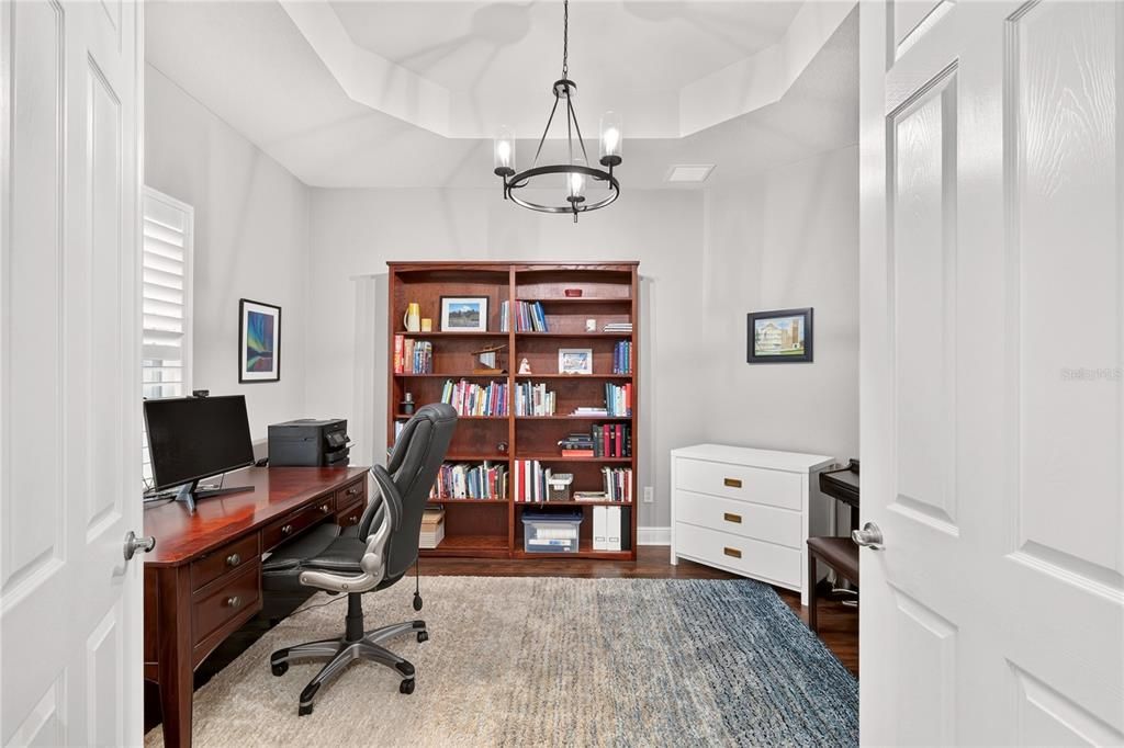 For Sale: $499,500 (3 beds, 3 baths, 2592 Square Feet)