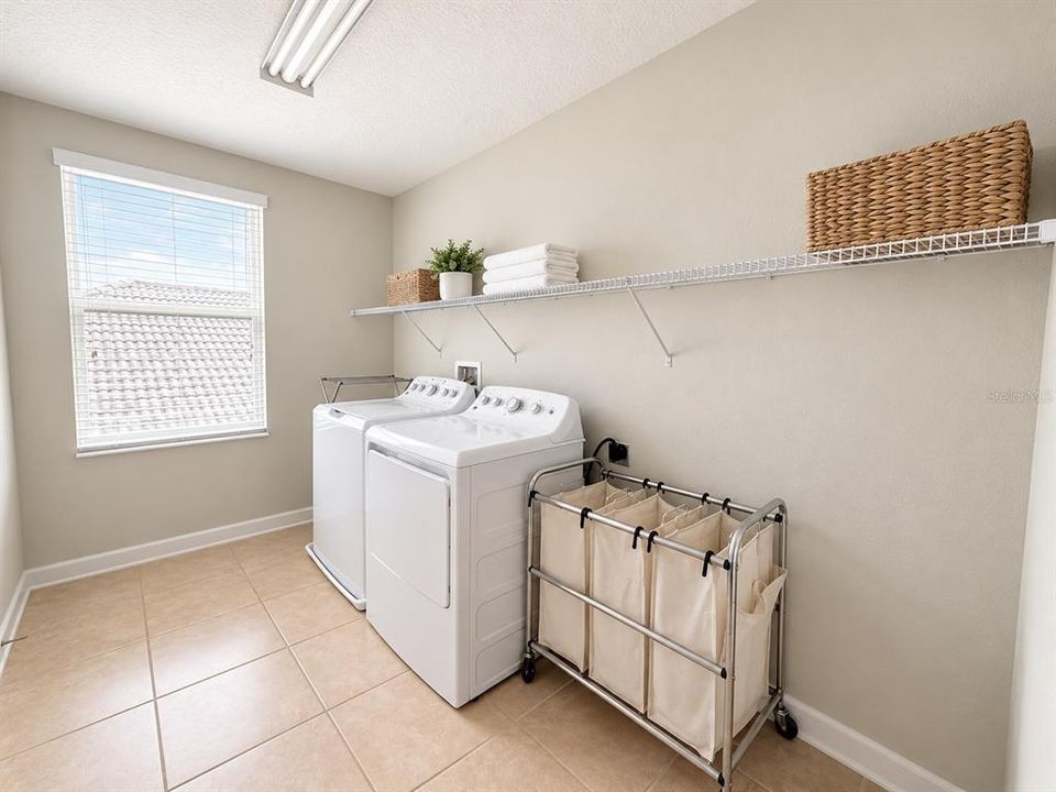 En Venta: $539,999 (5 camas, 3 baños, 3284 Pies cuadrados)