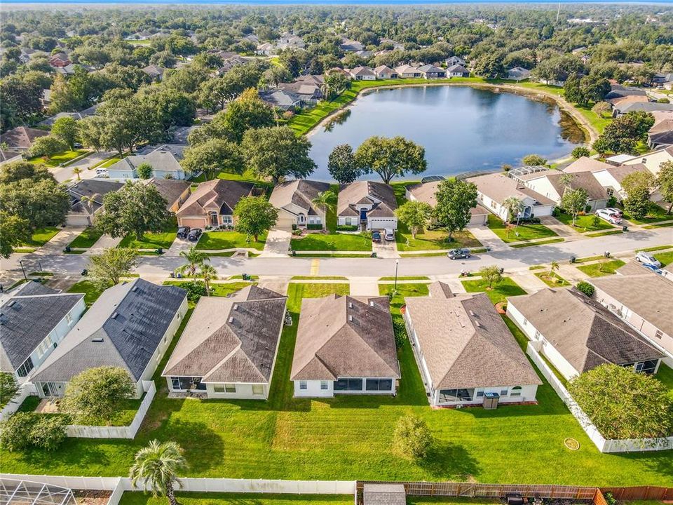 For Sale: $349,900 (3 beds, 2 baths, 1557 Square Feet)