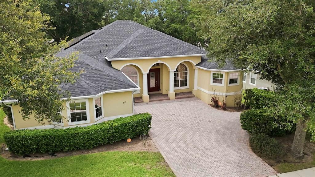 For Rent: $2,990 (4 beds, 3 baths, 2807 Square Feet)