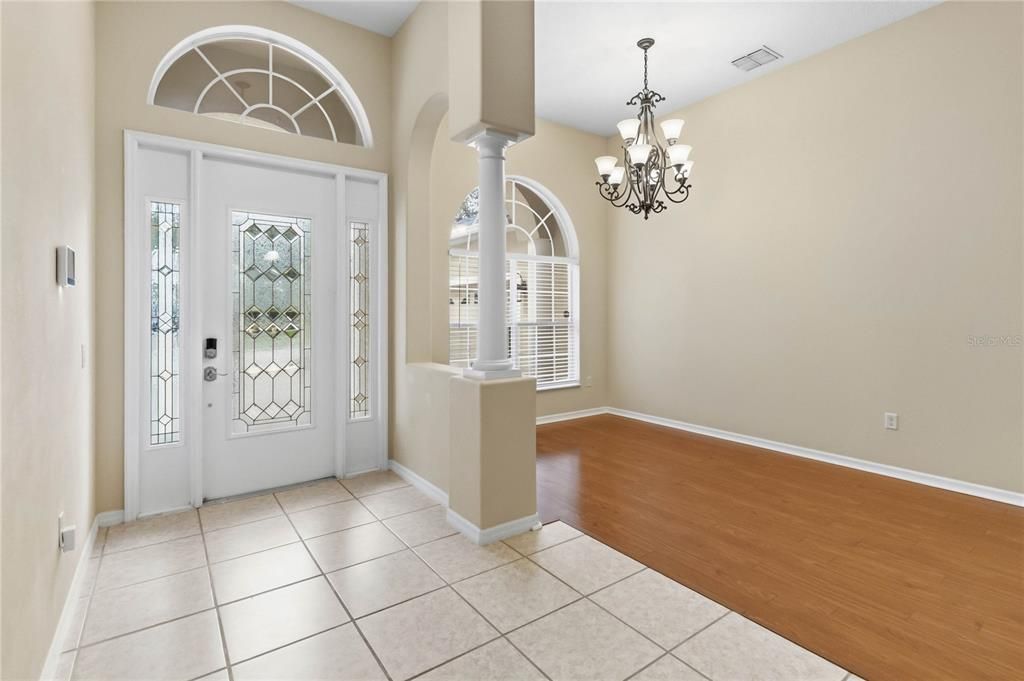 For Rent: $2,990 (4 beds, 3 baths, 2807 Square Feet)