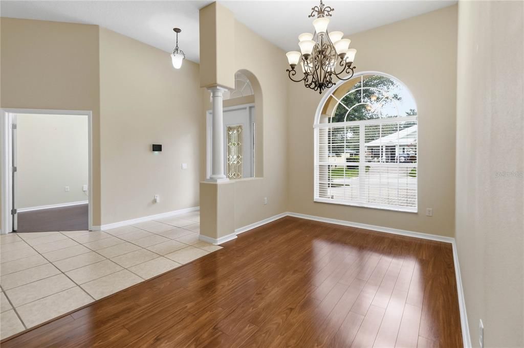 For Rent: $2,990 (4 beds, 3 baths, 2807 Square Feet)