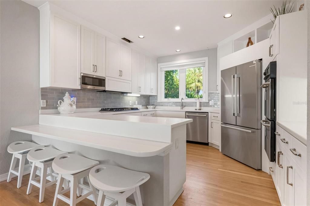 For Sale: $4,195,000 (3 beds, 4 baths, 3384 Square Feet)