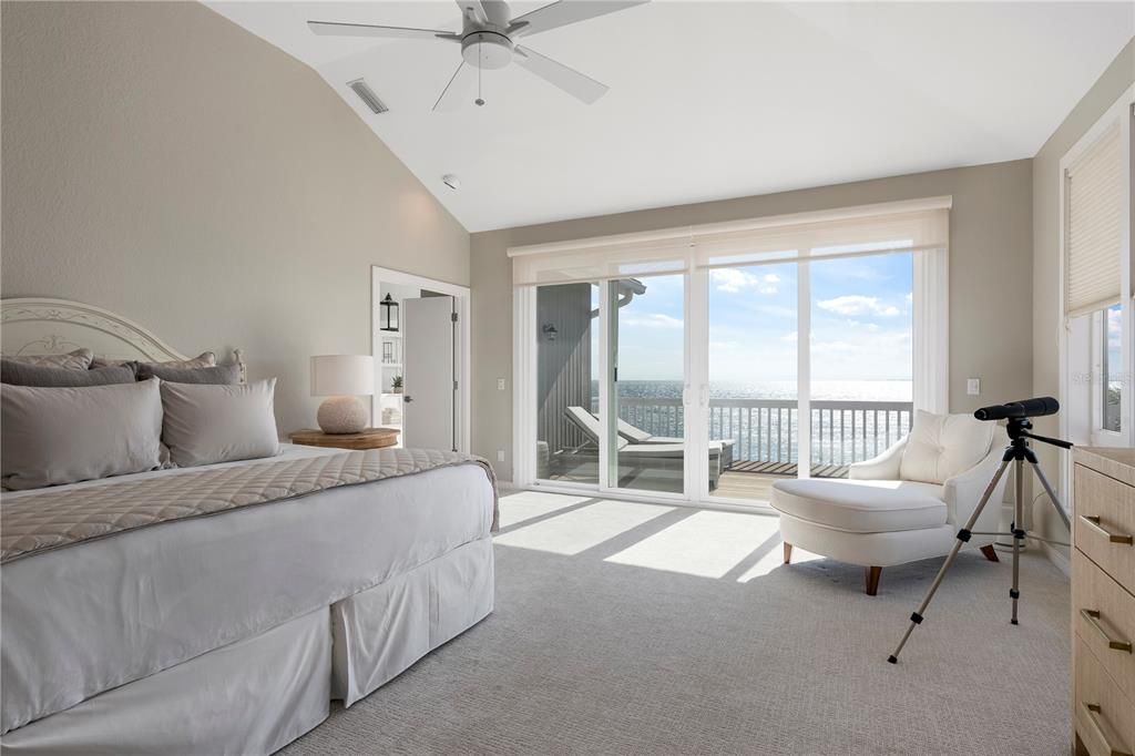For Sale: $4,195,000 (3 beds, 4 baths, 3384 Square Feet)