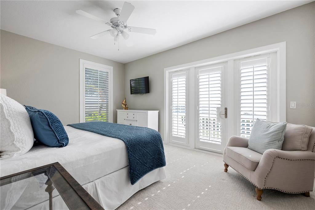 For Sale: $4,195,000 (3 beds, 4 baths, 3384 Square Feet)