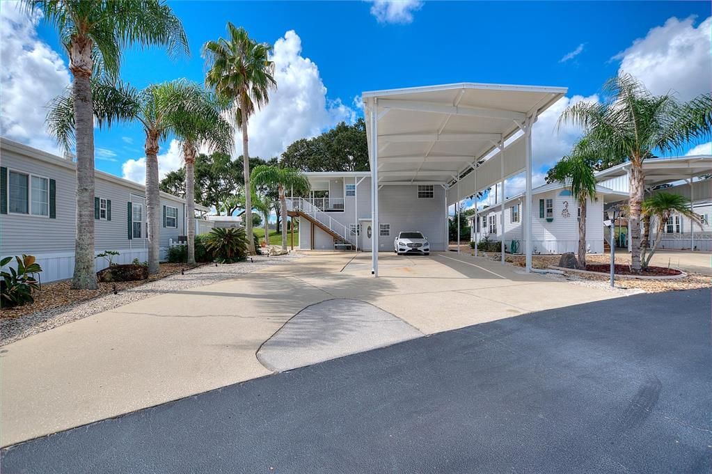 For Sale: $267,950 (2 beds, 1 baths, 1383 Square Feet)