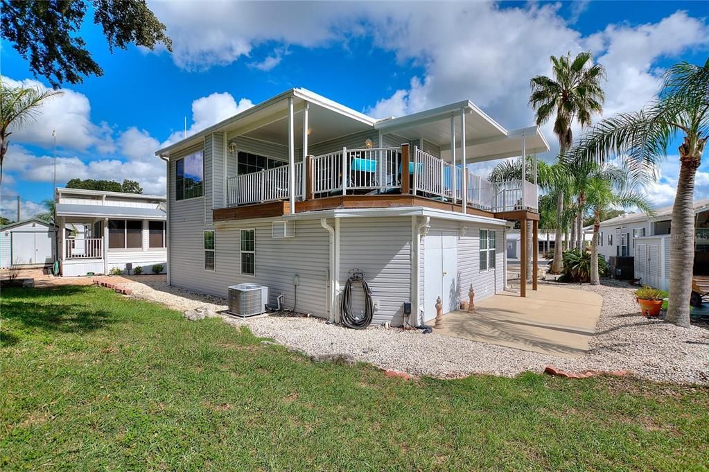 For Sale: $267,950 (2 beds, 1 baths, 1383 Square Feet)
