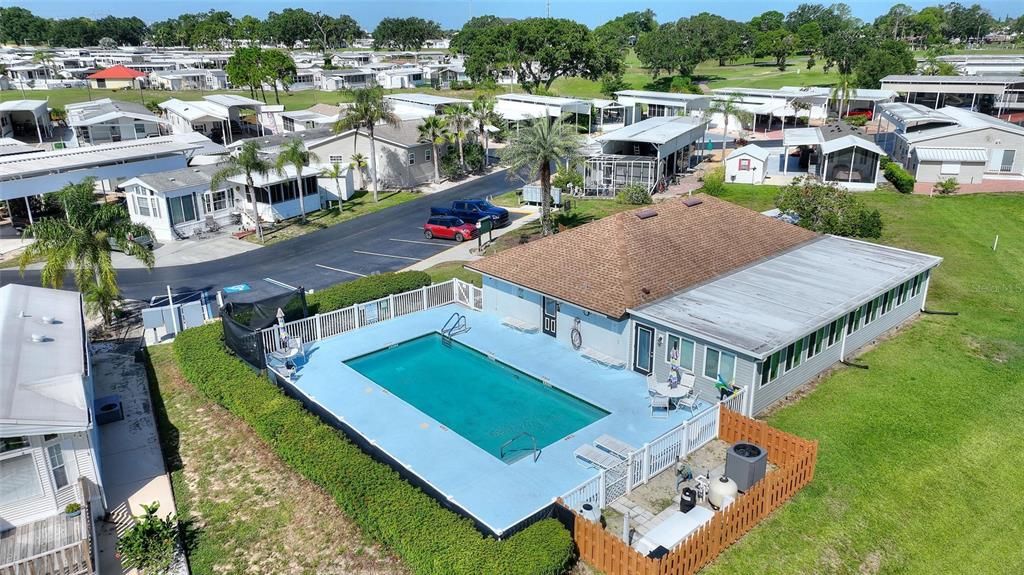 For Sale: $267,950 (2 beds, 1 baths, 1383 Square Feet)