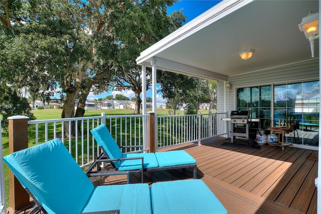 For Sale: $267,950 (2 beds, 1 baths, 1383 Square Feet)