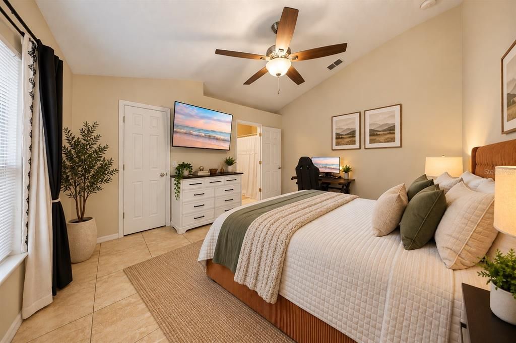 For Sale: $265,000 (3 beds, 2 baths, 1648 Square Feet)