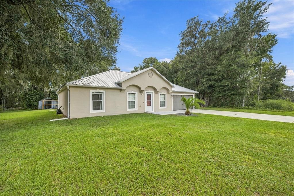 For Sale: $265,000 (3 beds, 2 baths, 1648 Square Feet)