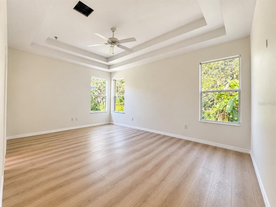 En Renta: $3,600 (4 camas, 2 baños, 2591 Pies cuadrados)