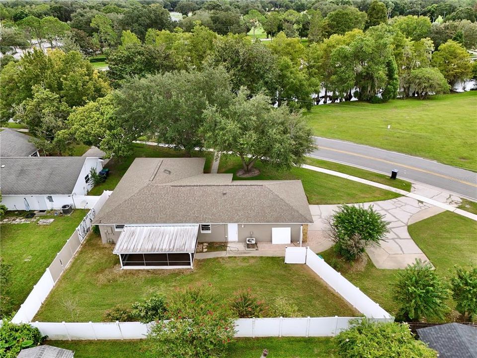 En Venta: $295,000 (3 camas, 2 baños, 1542 Pies cuadrados)