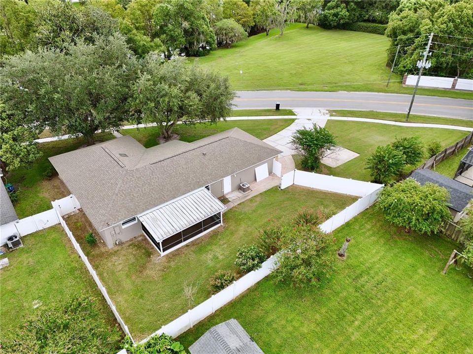 En Venta: $295,000 (3 camas, 2 baños, 1542 Pies cuadrados)