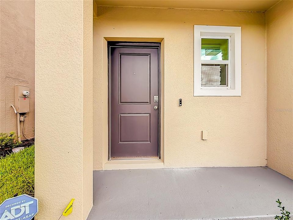 В аренду: $2,300 (3 спален, 2 ванн, 1560 Квадратных фут)