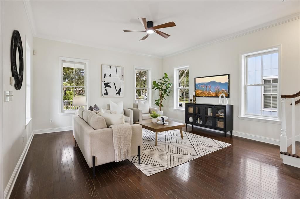 For Sale: $910,000 (3 beds, 2 baths, 1822 Square Feet)
