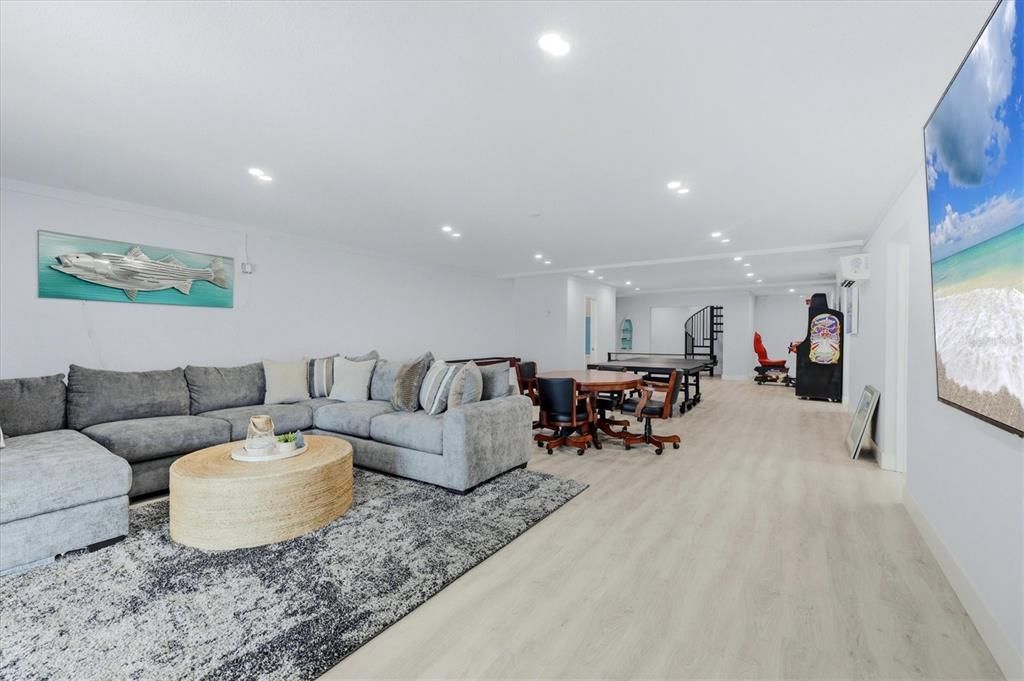 For Sale: $4,295,000 (4 beds, 4 baths, 2780 Square Feet)
