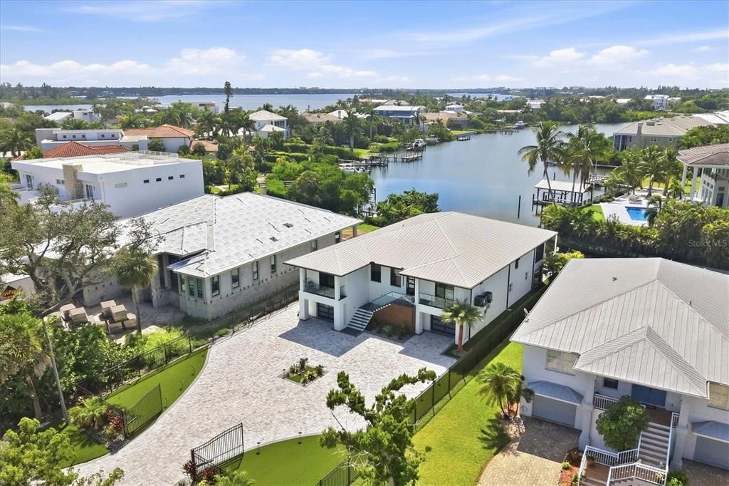 For Sale: $4,295,000 (4 beds, 4 baths, 2780 Square Feet)