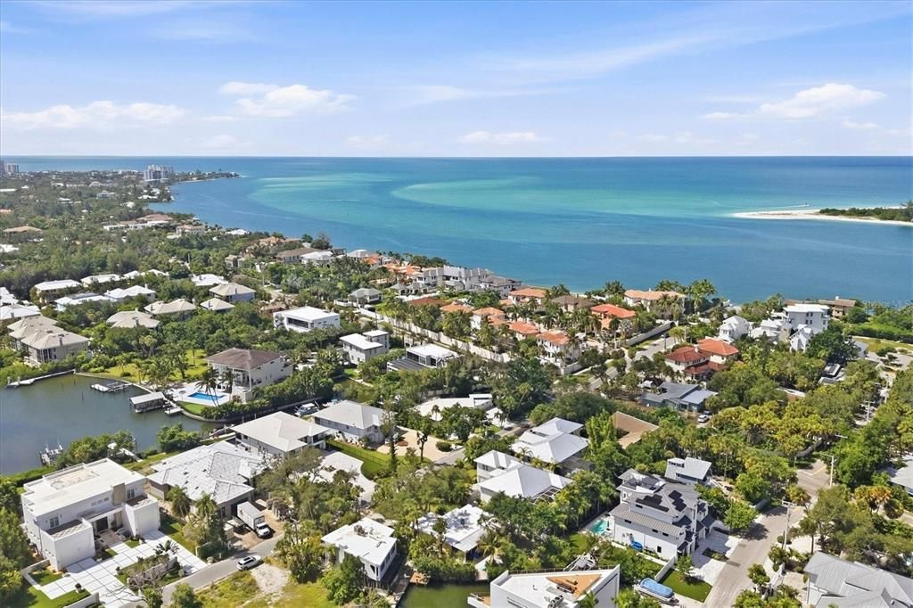 For Sale: $4,295,000 (4 beds, 4 baths, 2780 Square Feet)