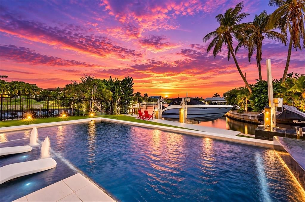 For Sale: $4,295,000 (4 beds, 4 baths, 2780 Square Feet)