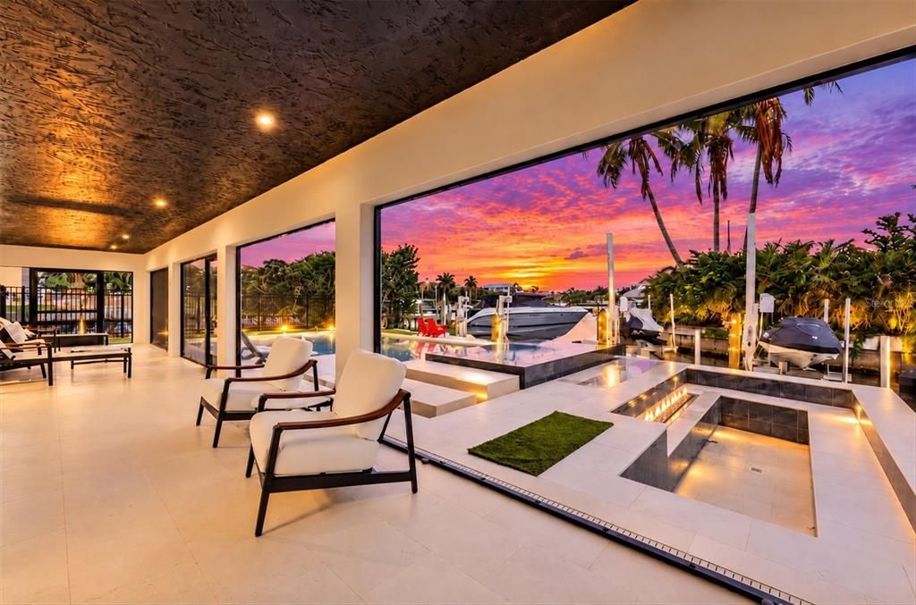 For Sale: $4,295,000 (4 beds, 4 baths, 2780 Square Feet)