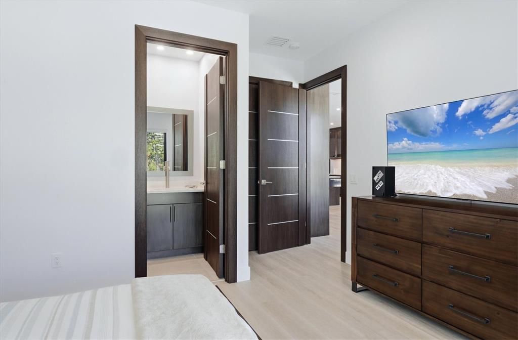 For Sale: $4,295,000 (4 beds, 4 baths, 2780 Square Feet)