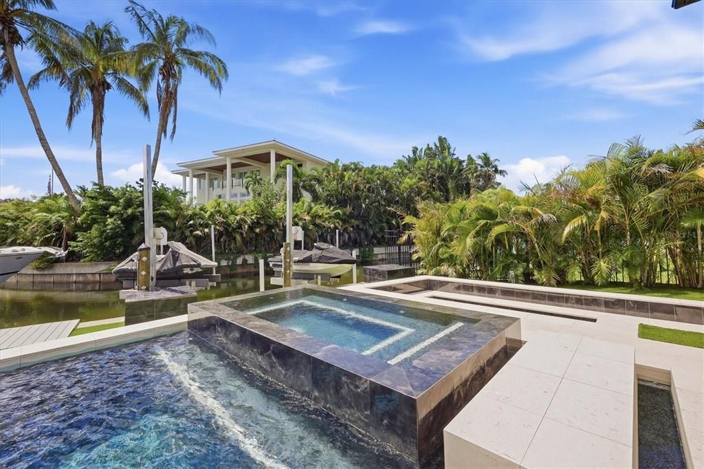For Sale: $4,295,000 (4 beds, 4 baths, 2780 Square Feet)