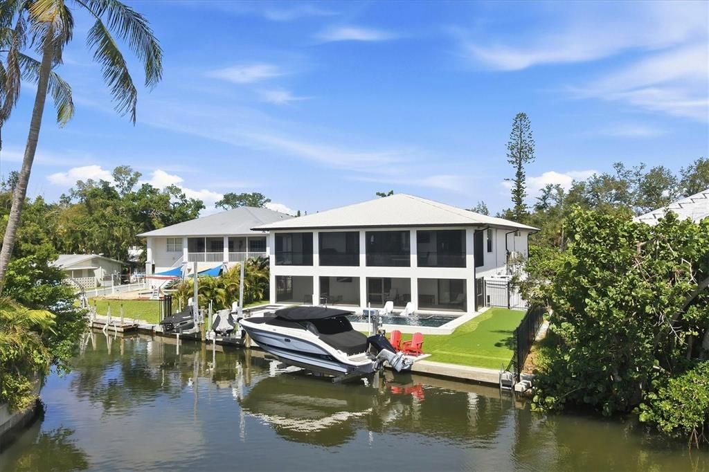 For Sale: $4,295,000 (4 beds, 4 baths, 2780 Square Feet)