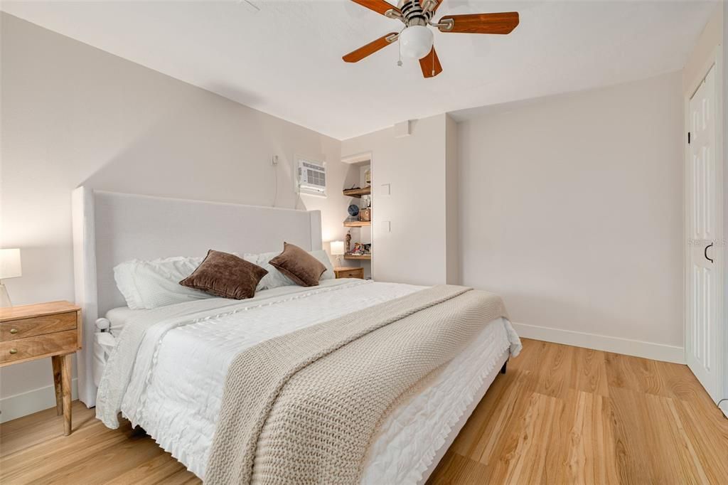 For Sale: $475,000 (4 beds, 2 baths, 1490 Square Feet)