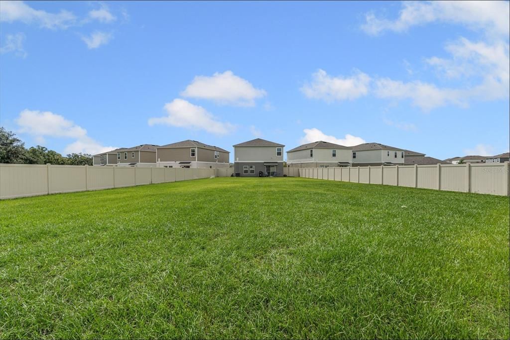 For Sale: $465,000 (5 beds, 3 baths, 2453 Square Feet)