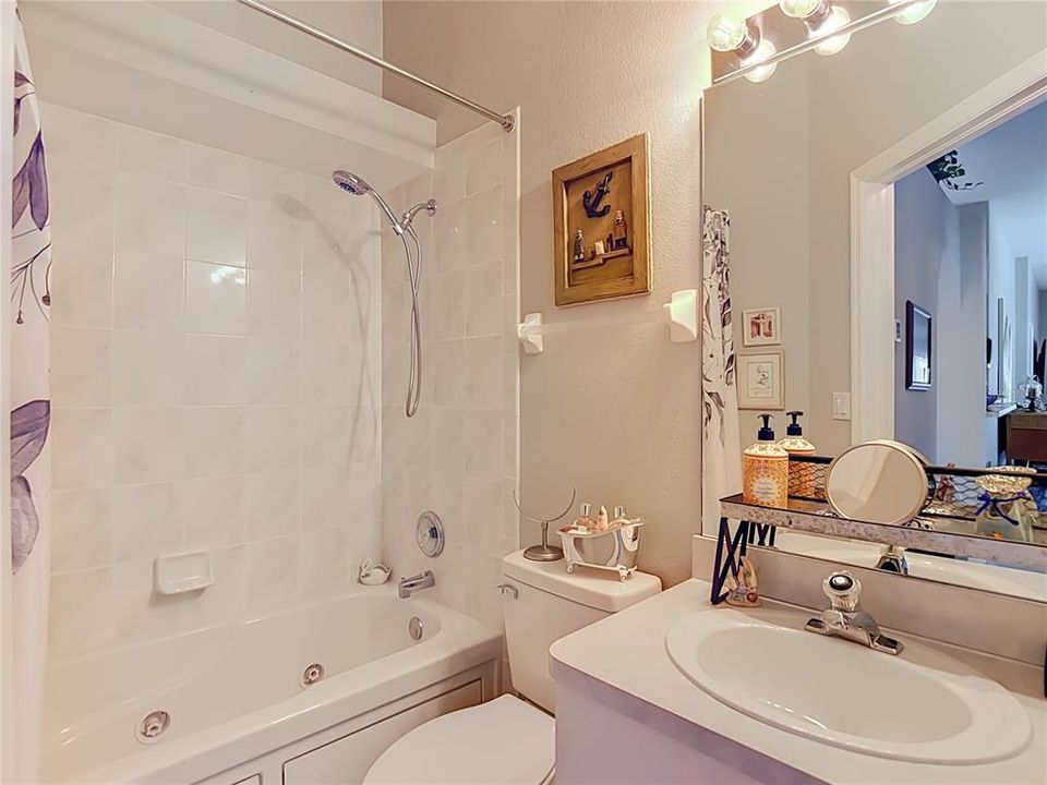 En Venta: $234,500 (2 camas, 2 baños, 1292 Pies cuadrados)