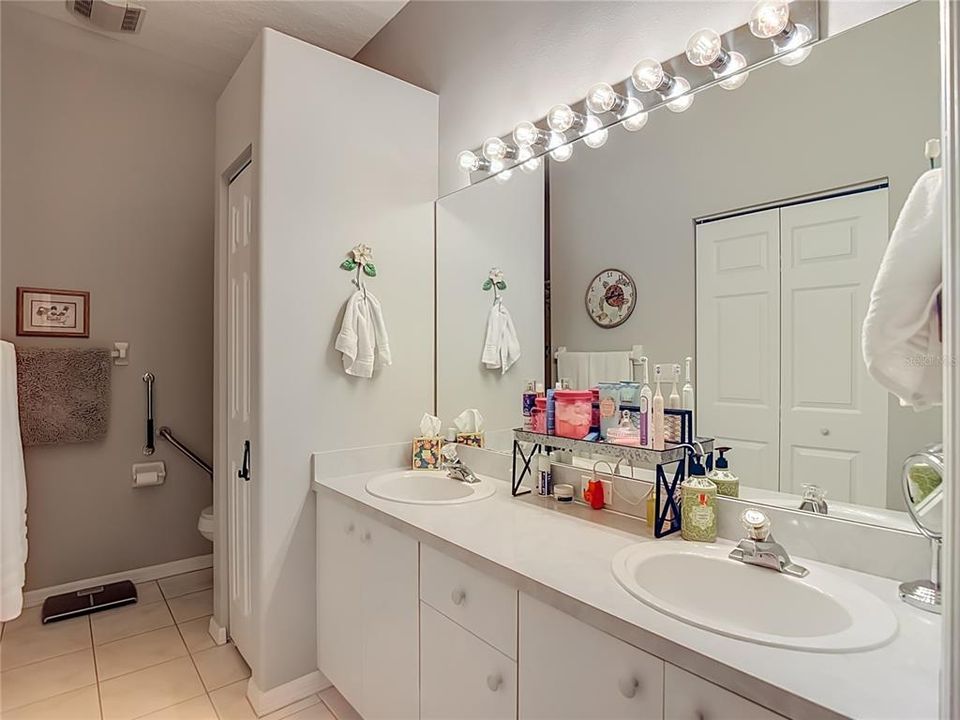En Venta: $234,500 (2 camas, 2 baños, 1292 Pies cuadrados)