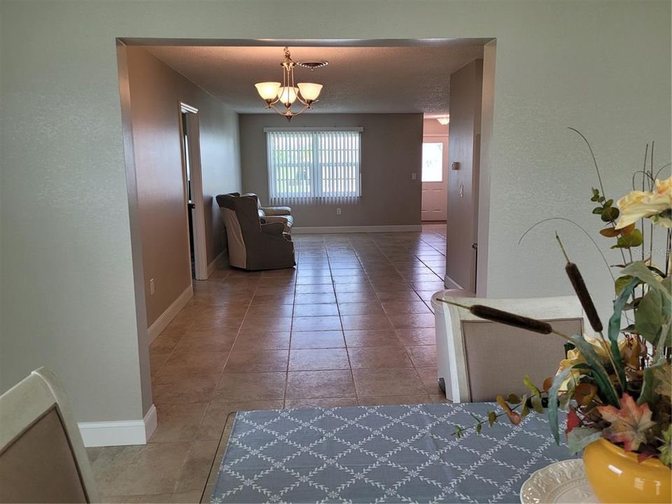 En Venta: $240,000 (2 camas, 2 baños, 1438 Pies cuadrados)