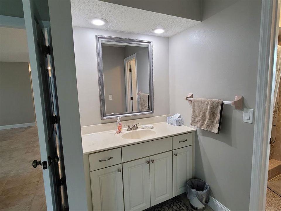 En Venta: $240,000 (2 camas, 2 baños, 1438 Pies cuadrados)
